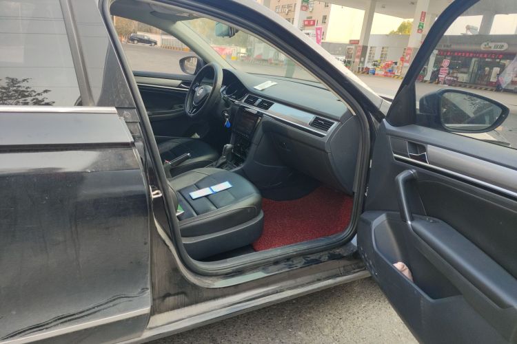 大众 宝来 2016款 1.6L 自动舒适型局部细节9005