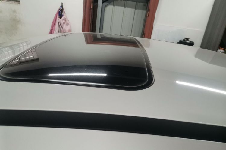 福特 福克斯 2018款 两厢经典 1.6L 自动风尚型智行版车身外观57