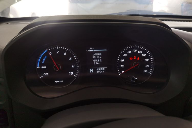 五菱汽车 五菱扬光 2025款 400km 客车版舒适型中控内饰14