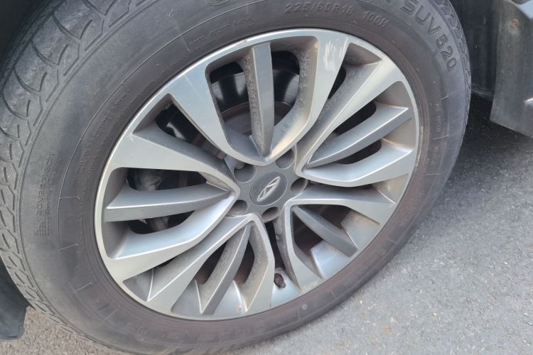 奇瑞 瑞虎5 2016款 1.5T 手动家悦信赖版车身外观6007