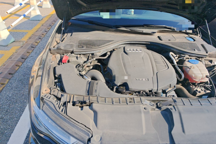 奥迪A6L 2018款 35 TFSI 典藏版局部细节9006