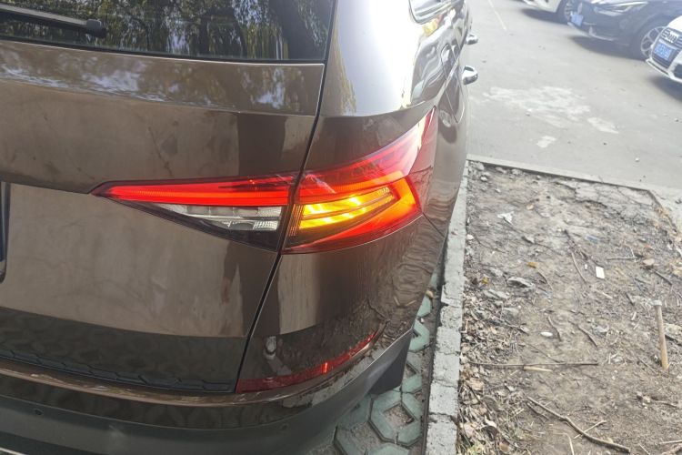 斯柯达 柯迪亚克 2019款 TSI330 5座两驱豪华优享版 国V车身外观9