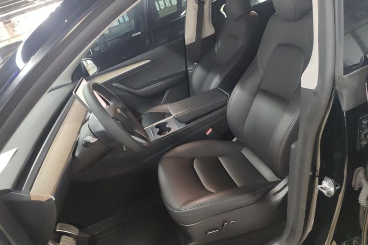 特斯拉 Model Y 2022款 改款 后轮驱动版局部细节19