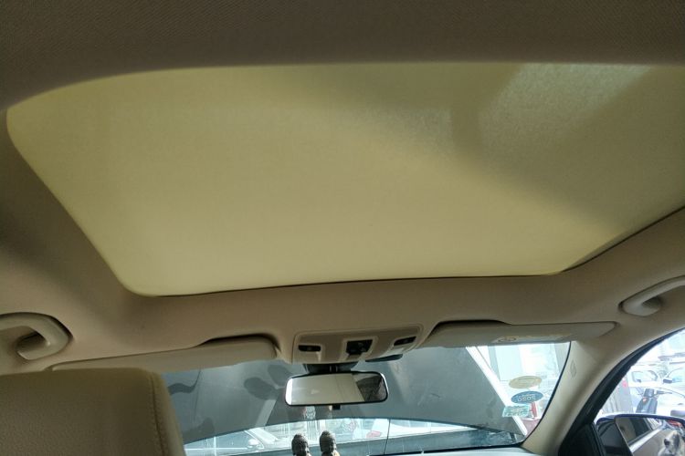 奔驰GLA 2017款 GLA 200 动感型局部细节22