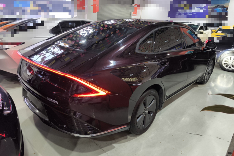 五菱汽车 五菱星光 2023款 70 标准版车身外观7