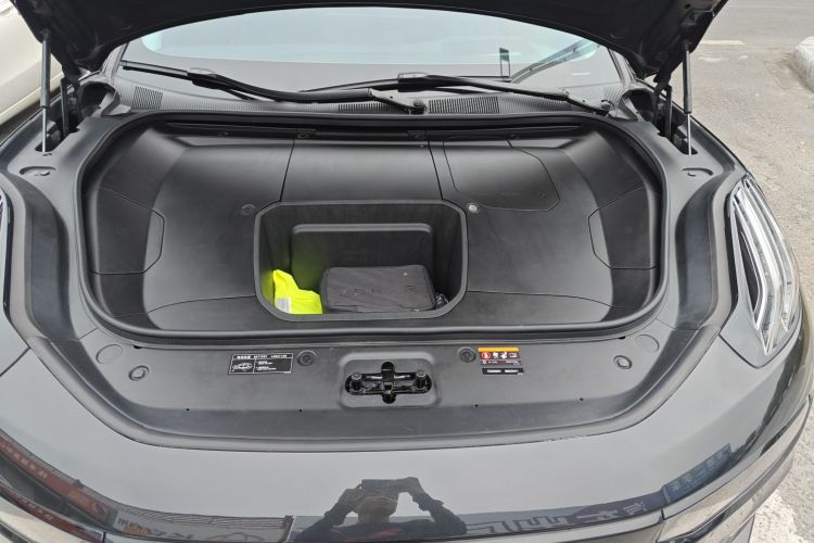 极氪001 2022款 长续航双电机 WE版局部细节24