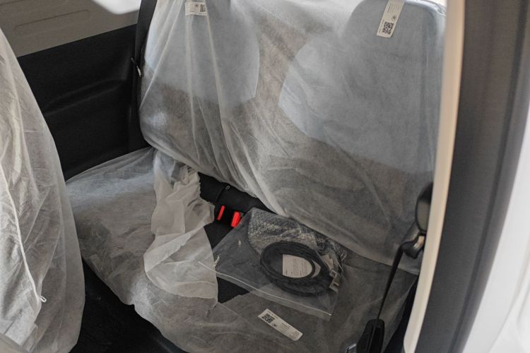 吉利银河 2024款 熊猫mini 200km 耐力熊中控内饰7004