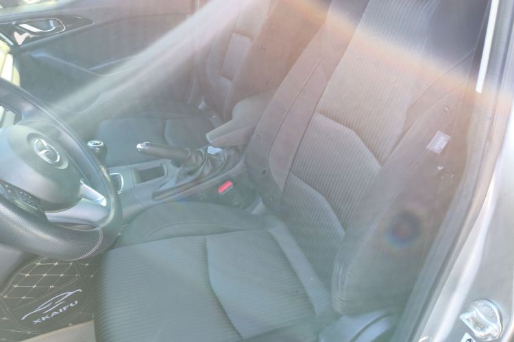 马自达3 昂克赛拉 2014款 三厢 1.5L 手动舒适型中控内饰19