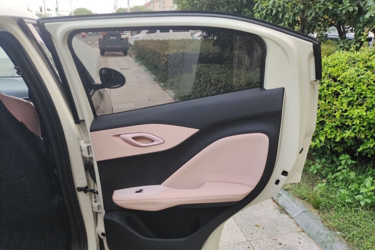 比亚迪 海鸥 2024款 荣耀版 405km 飞翔版中控内饰7006