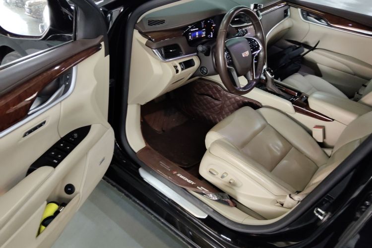 凯迪拉克XTS 2016款 28T 豪华型中控内饰7003