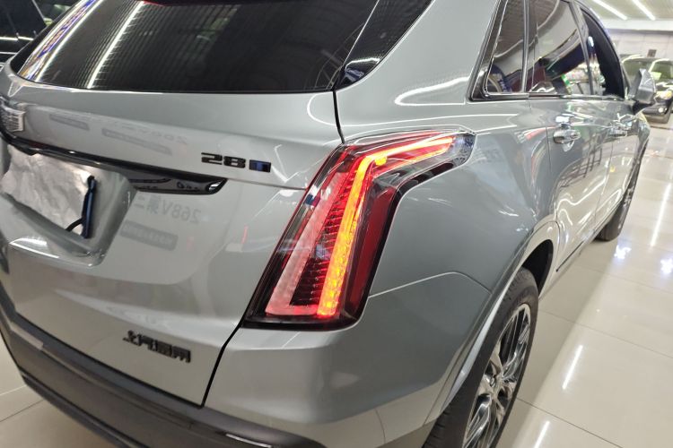 凯迪拉克XT5 2023款 2.0T 四驱尊贵型（至臻版）车身外观9