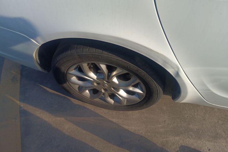 吉利汽车 远景 2018款 1.5L 自动幸福版车身外观6008