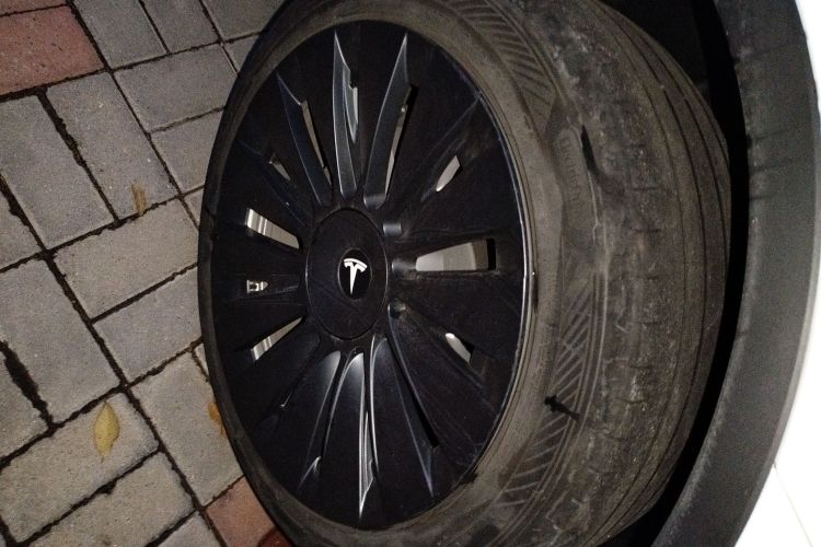 特斯拉 Model Y 2022款 改款 后轮驱动版车身外观6007