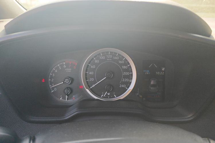 丰田 雷凌 2019款 185T CVT豪华版 国VI中控内饰14