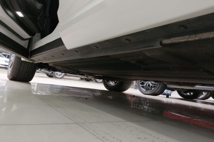 理想汽车 理想ONE 2021款 增程6座版局部细节9002