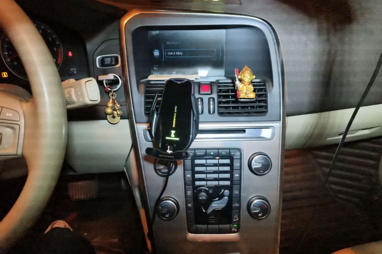 沃尔沃XC60(进口) 2012款 T6 AWD舒适版中控内饰16