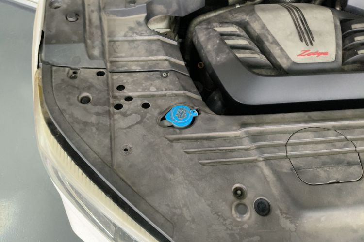 众泰T500 2018款 1.5T 自动豪华型机舱底盘25