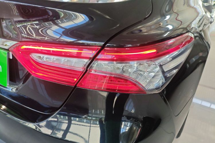 丰田 凯美瑞 2018款 双擎 2.5HG 豪华版车身外观6006