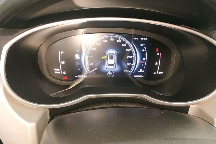 吉利汽车 博越 2020款 1.8TD DCT两驱智联型4G互联版中控内饰14