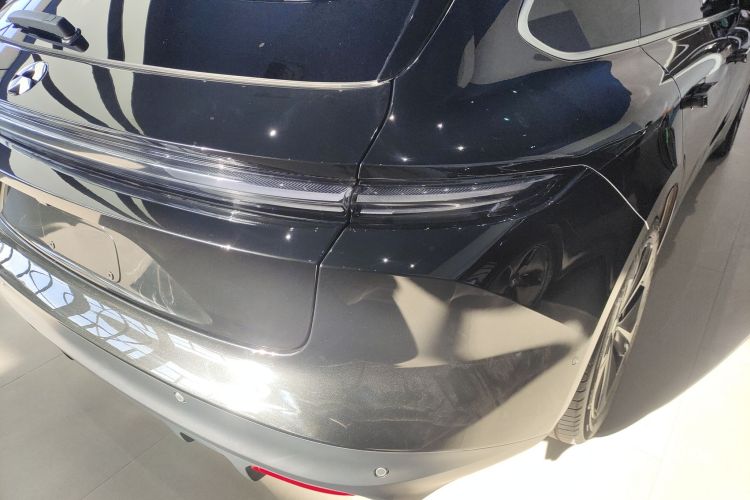 蔚来ET5T 2023款 75kWh Touring车身外观9