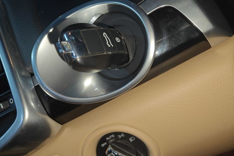 保时捷 2016款 Cayenne 3.0T中控内饰11