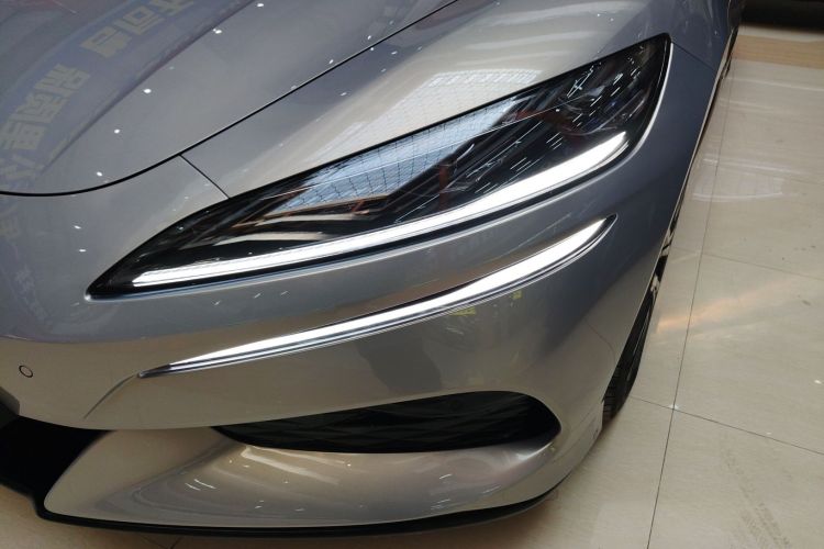 腾势Z9GT 2024款 630四驱Pro版局部细节36