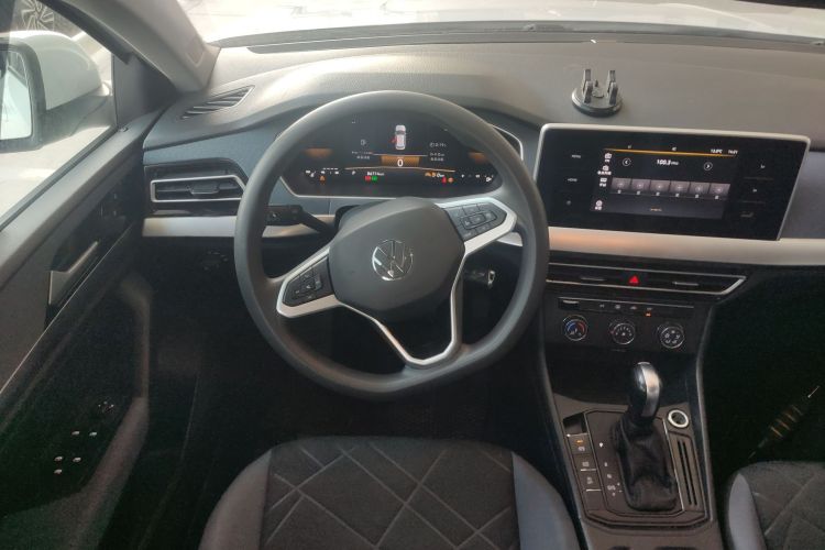 大众 朗逸 2023款 改款 1.5L 自动得逸版中控内饰13