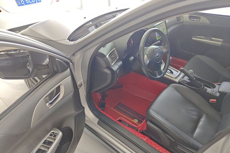 斯巴鲁 翼豹 2008款 2.0R 三厢运动导航版中控内饰20