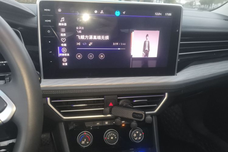 大众 速腾 2023款 300TSI DSG超越版中控内饰16