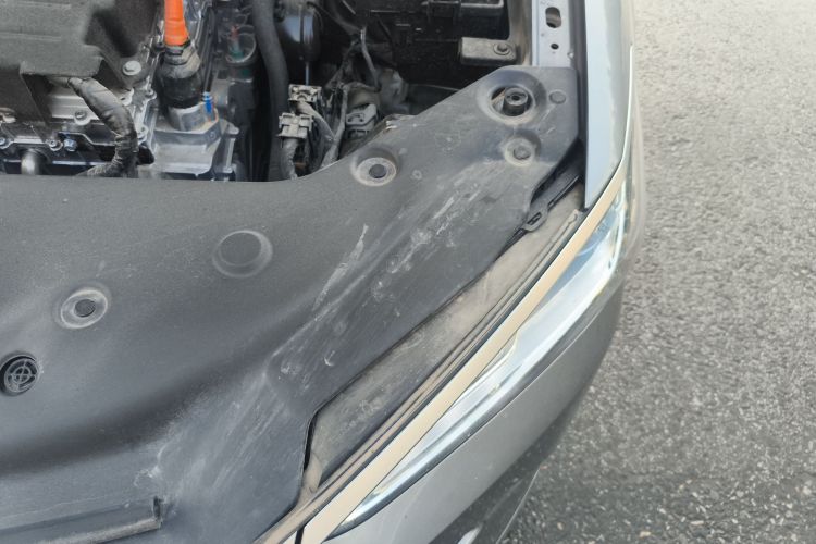 比亚迪 秦PLUS 2024款 荣耀版 DM-i 55KM领先型局部细节9007