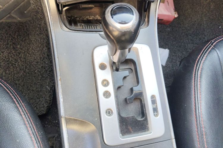 马自达6 2015款 2.0L 自动经典型局部细节18