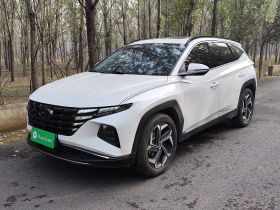 现代 2023款 途胜L 1.5T 自动两驱LUX尊贵版