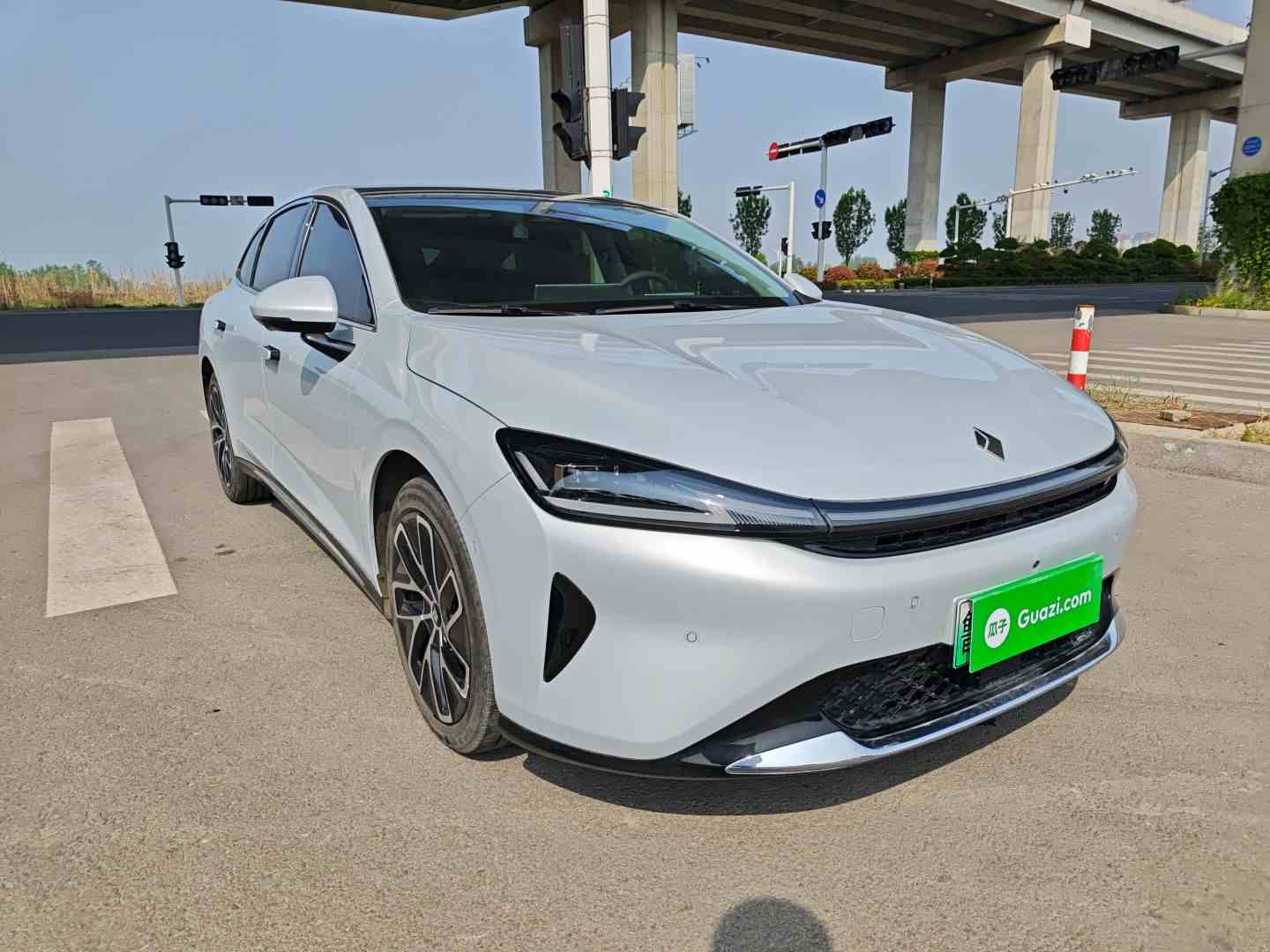 宝骏享境 2025款 插混 140km豪华版(5)