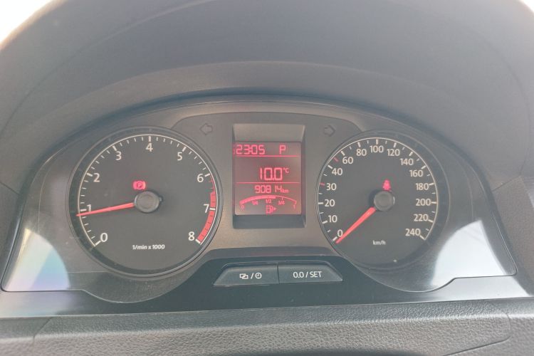 大众 桑塔纳 2015款 1.6L 自动风尚版中控内饰14