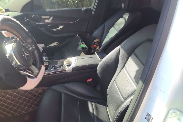 奔驰C级 2021款 C 260 L 运动版中控内饰19