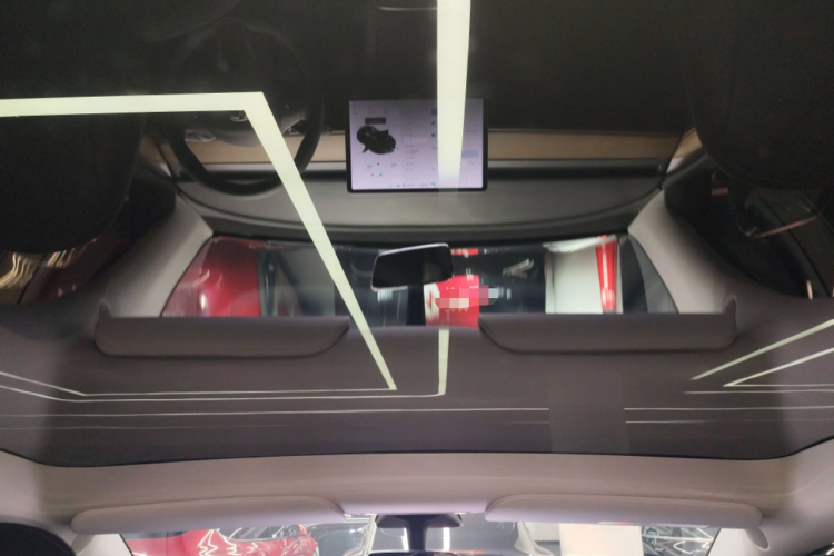 特斯拉 Model Y 2021款 标准续航后驱版中控内饰22
