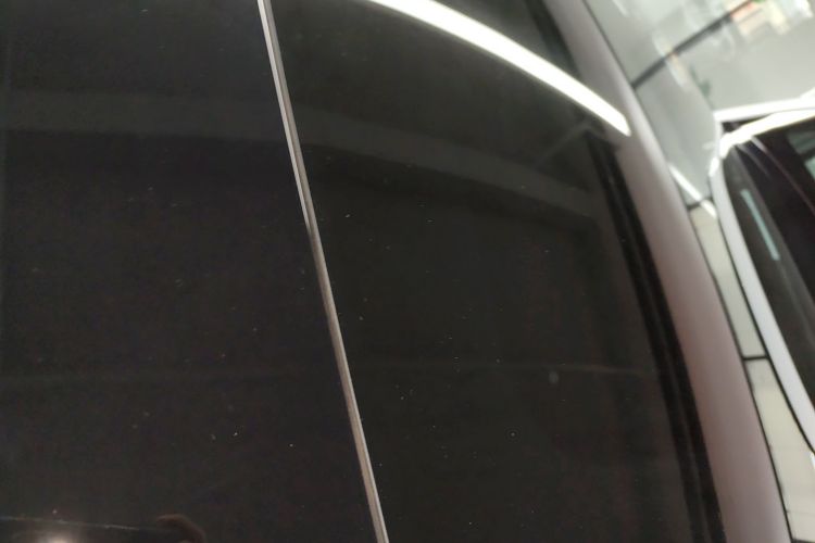 鸿蒙智行 智界R7 2025款 增程 331km Ultra局部细节57