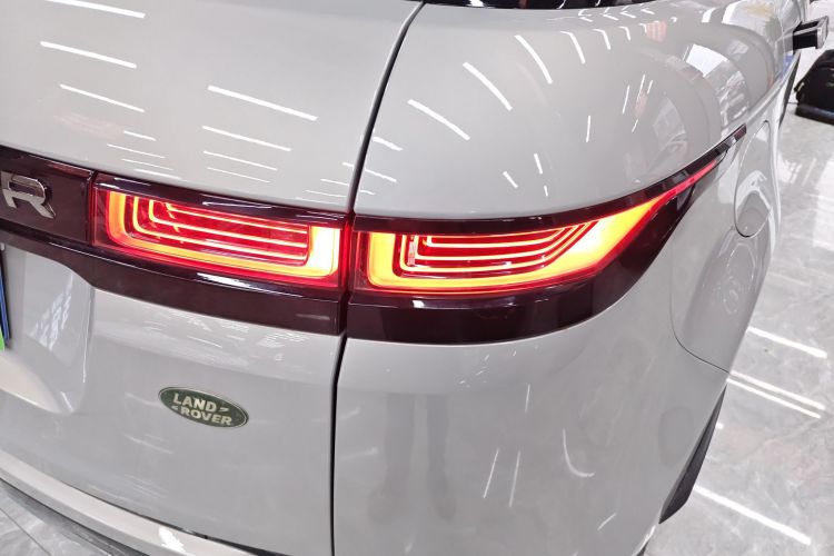 路虎 揽胜极光 2023款 极光L 249PS 豪华版车身外观6006