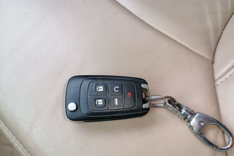 别克 君越 2012款 2.4L SIDI雅致版中控内饰7001