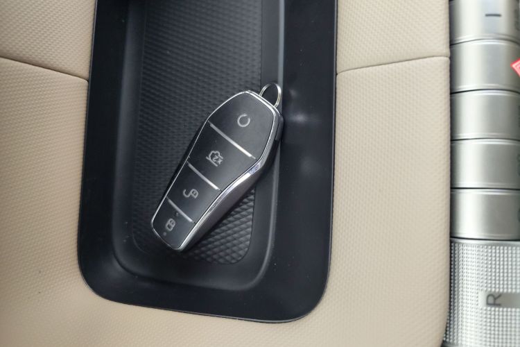 比亚迪 海豚 2025款 420km 自由版中控内饰7001