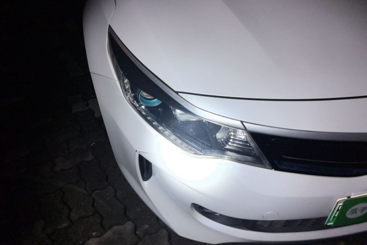 起亚K5新能源 2018款 2.0L 智享版车身外观8