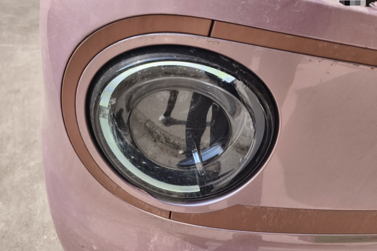 吉利银河 2024款 熊猫mini 200km 耐力熊车身外观8