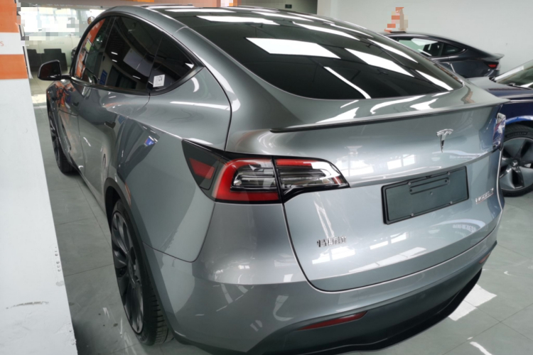 特斯拉 Model Y 2024款 Performance高性能版车身外观6003