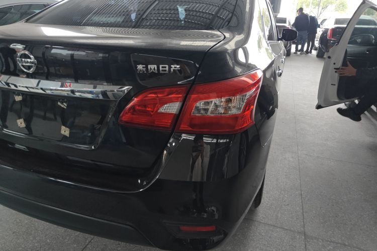 日产 轩逸 2024款 经典 1.6XE CVT舒适版车身外观9