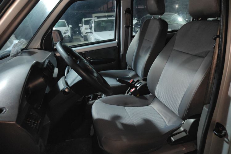 五菱汽车 五菱荣光 2020款 1.5L 加长基本型 国VI L3C局部细节19