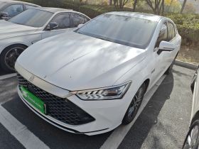 比亚迪 秦PLUS 2021款 DM-i 120KM 尊贵型