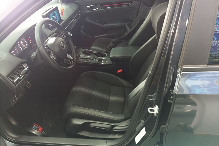 本田 思域 2022款 240TURBO CVT燃动版中控内饰19