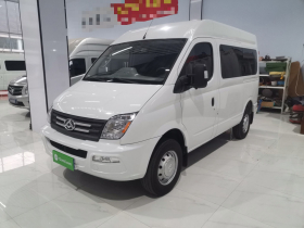 上汽大通MAXUS 新途V80 2021款 2.0T AMT经典傲运通短轴中顶5/6座