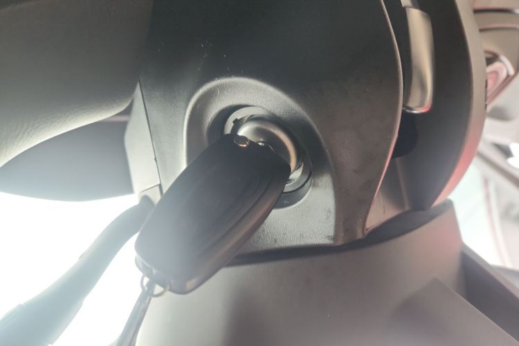 福特 福克斯 2015款 三厢 EcoBoost 180 自动精英型中控内饰11