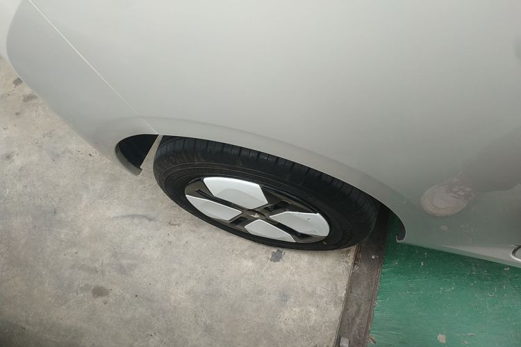 五菱汽车 宏光MINIEV 2024款 第三代 215km 进阶版车身外观6008